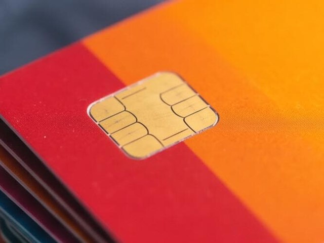 6 cosas que no te contaron al firmar la tarjeta revolving y te explican nuestros abogados en A Coruña